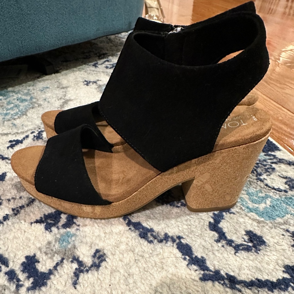 TOMS Majorca Black Suede Platform Cork Sandals - Picture 4 of 13